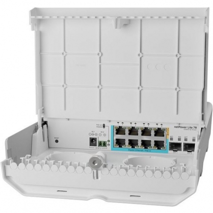 MikroTik netPower Lite 7R Switch 8 Gigabit PoE + Ports 2 SFP +